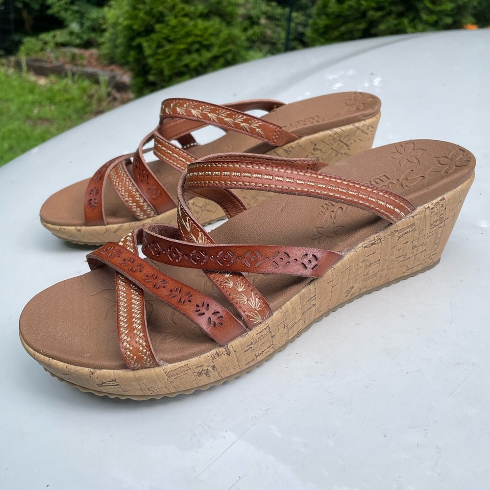 New Skechers Luxe Foam Beverlee Wedge Sandals Size 9.5